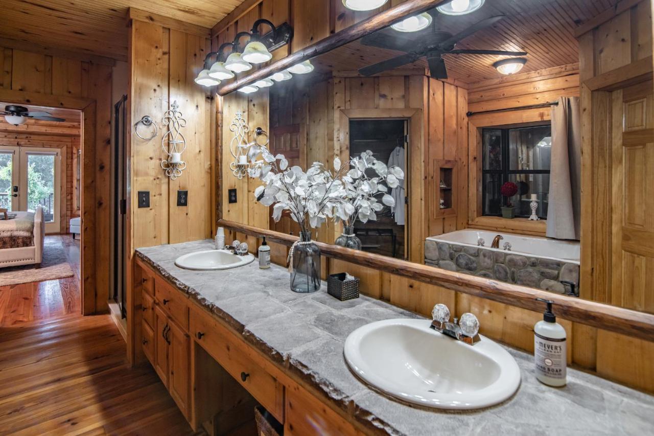 River Wellness Lodge Kingston Luaran gambar
